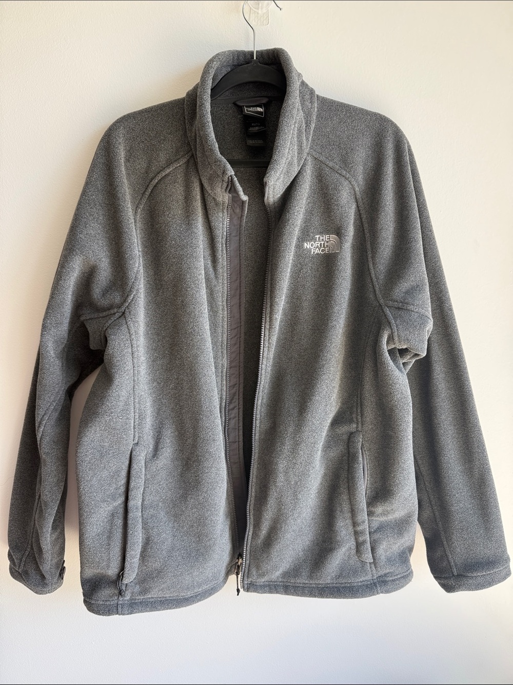 The North Face Men's Gray Full-Zip Fleece Jacket